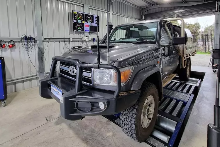 Custom dyno run being performed on a 70 series Land Cruiser